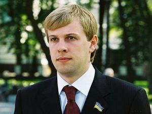 Уряд дасть 300 млн. грн. на касові апарати для підприємців Уряд дасть 300 млн. грн. на касові апарати для підприємців