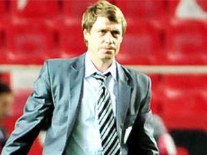 Кононов: Причина поразки - в потужній грі суперника Кононов: Причина поразки - в потужній грі суперника