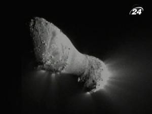 Зонд фотографує комету "Hartley-2" з рекордно малої відстані