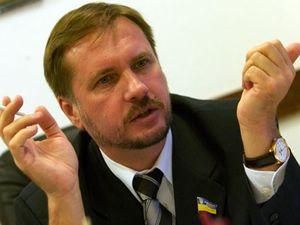 Чорновіл: влада сфальсифікувала вибори по всій країні Чорновіл: влада сфальсифікувала вибори по всій країні