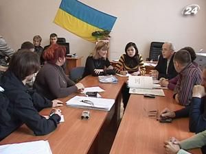 Зранку Львівська ТВК ніяк не могла розпочати фінальні підрахунки Зранку Львівська ТВК ніяк не могла розпочати фінальні підрахунки