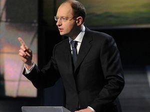 Яценюк: Очолювати облраду повинна політична сила, яка має найбільшу фракцію Яценюк: Очолювати облраду повинна політична сила, яка має найбільшу фракцію