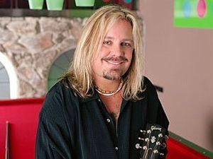 Вокаліст Motley Crue візьме участь у конкурсі із фігурного катання Вокаліст Motley Crue візьме участь у конкурсі із фігурного катання