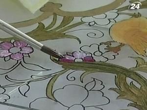 В Ірані відновлюють давнє мистецтво - малювання на склі В Ірані відновлюють давнє мистецтво - малювання на склі