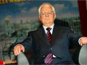 Кравчук Закликає Януковича провести показові звільнення Кравчук Закликає Януковича провести показові звільнення