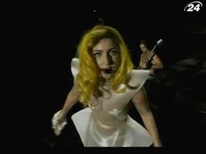 Три головні нагороди європейського MTV отримала Lady GaGa Три головні нагороди європейського MTV отримала Lady GaGa