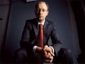 Яценюк обіцяє ні з ким не блокуватися Яценюк обіцяє ні з ким не блокуватися