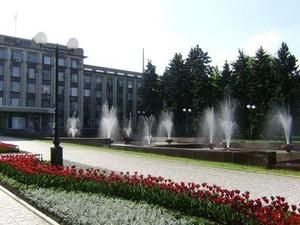 До Донецької міськради пройшли Партія регіонів, КПУ і "Сильна Україна" До Донецької міськради пройшли Партія регіонів, КПУ і "Сильна Україна"