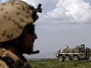 У Швейцарії зіткнулись одразу 4 БТР У Швейцарії зіткнулись одразу 4 БТР