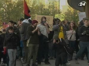 У Лондоні студенти влаштували погром у штаб-квартирі консерваторів