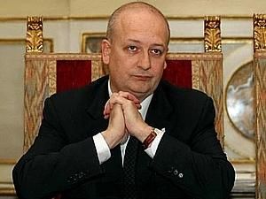 Італійська опозиція ініціює відставку одного з найвірніших соратників Берлусконі Італійська опозиція ініціює відставку одного з найвірніших соратників Берлусконі