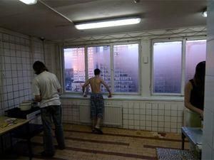 Керч: у гуртожитку знайшли 5 зарізаних осіб Керч: у гуртожитку знайшли 5 зарізаних осіб