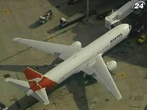 Боїнг-767 компанії "Квантас" вимушено повернувся в аеропорт Боїнг-767 компанії "Квантас" вимушено повернувся в аеропорт