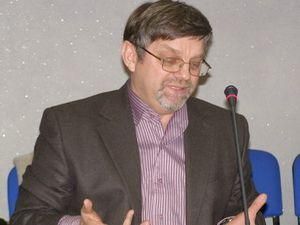 Політолог: Тягнибок і не підозрює, що його використовують Політолог: Тягнибок і не підозрює, що його використовують