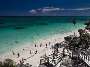 На мексиканському курорті загинули 7 людей внаслідок вибуху газу На мексиканському курорті загинули 7 людей внаслідок вибуху газу