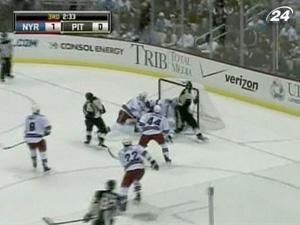 Федотенко допоміг "Рейнджерс" здобути десяту перемогу Федотенко допоміг "Рейнджерс" здобути десяту перемогу