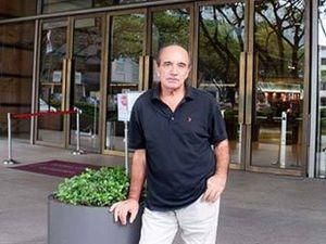 У Сингапурі засудили до ув'язнення британського письменника за книгу про смертну кару У Сингапурі засудили до ув'язнення британського письменника за книгу про смертну кару