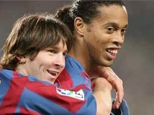 Мессі чекає на гру проти Рональдінью Мессі чекає на гру проти Рональдінью