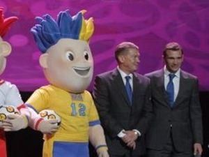 Блохін: Талісман до Євро-2012 подібний на Андре Блохін: Талісман до Євро-2012 подібний на Андре