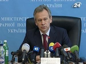 Обсяги імпорту овочів та фруктів збільшуються Обсяги імпорту овочів та фруктів збільшуються