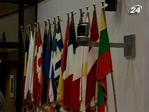 ЄС ще не вирішив, чи допоможе Ірландії ЄС ще не вирішив, чи допоможе Ірландії