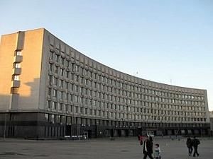 Депутати Сумської міськради підтримали відставку уряду Азарова Депутати Сумської міськради підтримали відставку уряду Азарова