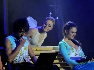 У Львові мюзикл про "Вконтакте" зібрав аншлаг У Львові мюзикл про "Вконтакте" зібрав аншлаг