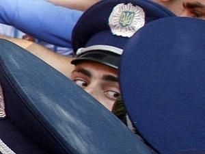 Міліція перевіряє факт погроз журналісту у Луцьку Міліція перевіряє факт погроз журналісту у Луцьку