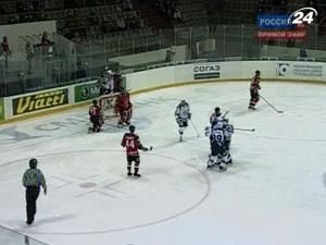 "Металург" НК зазнав четвертої поразки поспіль "Металург" НК зазнав четвертої поразки поспіль