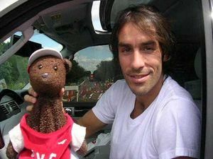 Робер Пірес гратиме за "Астон Віллу" - 19 листопада 2010 - Телеканал новин 24 Робер Пірес гратиме за "Астон Віллу" - 19 листопада 2010 - Телеканал новин 24