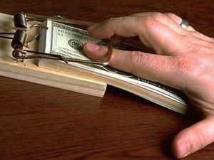 У Черкаській області затримали чиновника за хабар У Черкаській області затримали чиновника за хабар