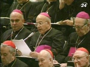 У Ватикані кардинали зібралися на екстрену нараду У Ватикані кардинали зібралися на екстрену нараду