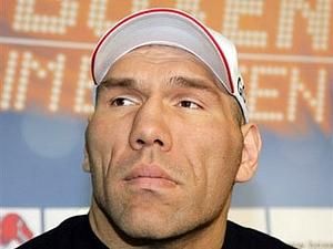 Промоутер: Валуєв хоче зустрітись з Кличком але на адекватних умовах Промоутер: Валуєв хоче зустрітись з Кличком але на адекватних умовах