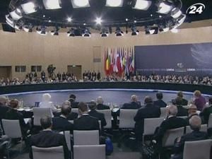 Лідери країн НАТО прийняли стратегічну концепцію Альянсу Лідери країн НАТО прийняли стратегічну концепцію Альянсу