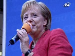 Ангела Меркель - перша жінка канцлер в історії Німеччини Ангела Меркель - перша жінка канцлер в історії Німеччини