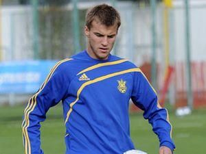 "Кельн" хоче підписати Ярмоленка "Кельн" хоче підписати Ярмоленка