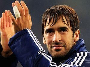 Рауль попросив м’яч, яким забив Рауль попросив м’яч, яким забив