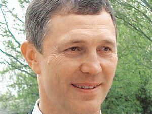 Мер Херсона одержуватиме потрійну зарплату Мер Херсона одержуватиме потрійну зарплату