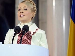 Тимошенко приїхала на Майдан Незалежності Тимошенко приїхала на Майдан Незалежності