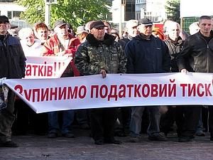 Мін’юст не відкрив провадження, виконавча служба не може знести намети з Майдану Мін’юст не відкрив провадження, виконавча служба не може знести намети з Майдану