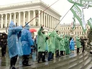 Бізнес продовжує протестувати проти Податкового кодексу Бізнес продовжує протестувати проти Податкового кодексу