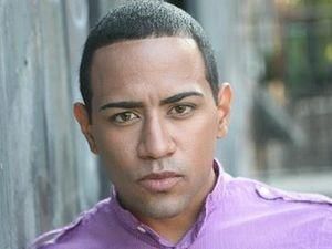 Зірка відомого серіалу зарубав свою матір Зірка відомого серіалу зарубав свою матір