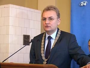 У Львові відбулась перша сесія шостої каденції міської ради У Львові відбулась перша сесія шостої каденції міської ради