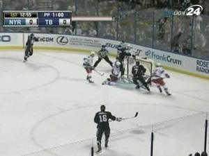 "Тампа-Бей" здобула п’яту перемогу поспіль "Тампа-Бей" здобула п’яту перемогу поспіль