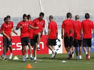 "Бенфіка" вечеряла у фастфуді "Бенфіка" вечеряла у фастфуді