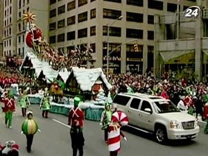У Нью-Йорку спеціально до Дня подяки пройшов щорічний святковий парад У Нью-Йорку спеціально до Дня подяки пройшов щорічний святковий парад