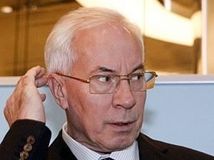 Азаров розповів про зацікавленість України у нафті з Абу-Дабі Азаров розповів про зацікавленість України у нафті з Абу-Дабі