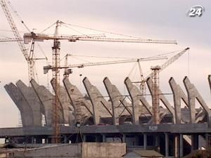 Інформацію про страйк будівельників євроарени спростували Інформацію про страйк будівельників євроарени спростували