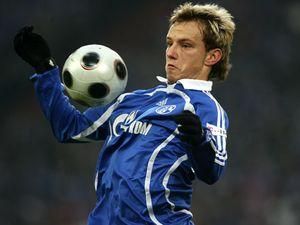 Ракітіч не продовжуватиме контракт із "Шальке" Ракітіч не продовжуватиме контракт із "Шальке"