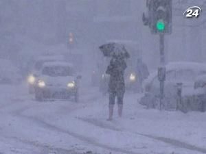 Кілька країн Європи опинилися в полоні снігових заметілей Кілька країн Європи опинилися в полоні снігових заметілей